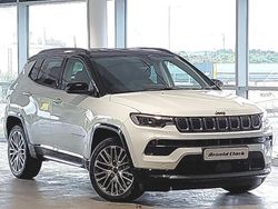 White/black New 2025 Jeep Compass Altitude SUV | £25,998 (A bit pricey)