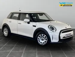 White Used 2021 Mini ONE Classic Hatchback | £9,895 (Good price)