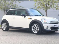 White Used 2013 Mini Cooper Hatch Hatchback | £5,795 (Super price)