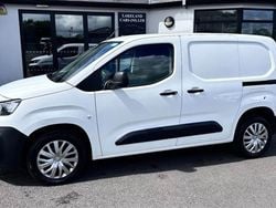 White Used 2020 Peugeot Partner Van | £9,594 (Fair price)