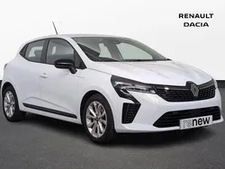 White Used 2024 Renault Clio V Evolution Hatchback | £14,300 (Good price)