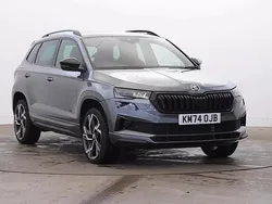 Graphite grey metallic Used 2024 Skoda Karoq SportLine SUV | £27,995 (Fair price)