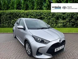Silver Used 2022 Toyota Yaris Hybrid Hatchback | £15,495 (Good price)