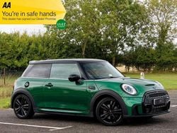 Green Used 2022 Mini Cooper S Hatch Hatchback | £17,745 (Fair price)
