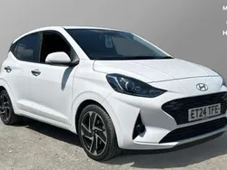White Used 2024 Hyundai i10 Premium Hatchback | £15,281 (Fair price)