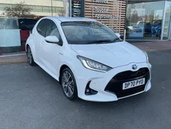 White Used 2021 Toyota Yaris Hybrid Hatchback | £16,995 (Fair price)