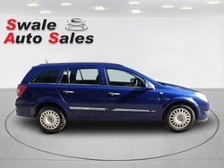 Blue Used 2009 Vauxhall Astra Estate | £2,995 (A bit pricey)