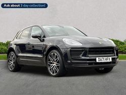 Black Used 2021 Porsche Macan SUV | £42,995 (A bit pricey)