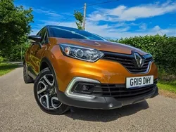 Orange Used 2019 Renault Captur Iconic SUV | £8,780 (Fair price)
