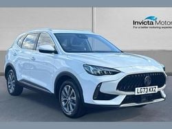 Arctic white gloss Used 2023 MG HS SE SUV | £15,500 (Fair price)