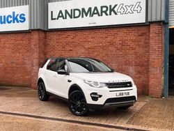 White Used 2018 Land Rover Discovery Sport HSE SUV | £13,975 (Fair price)