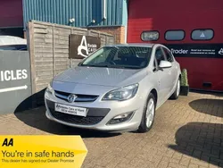 Silver Used 2015 Vauxhall Astra SRi Hatchback | £3,250 (Fair price)