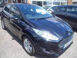 Black Used 2015 Ford Fiesta Zetec Hatchback | £7,495 (Fair price)