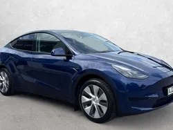 Blue Used 2023 Tesla Model Y SUV | £25,250 (Good price)