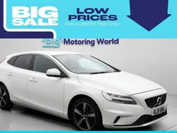 White Used 2018 Volvo V40 R-Design Estate | £13,000 (Fair price)