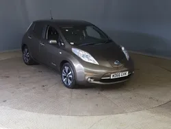 Bronze Used 2017 Nissan Leaf Tekna Hatchback | £5,490 (Good price)