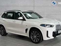 Alpine white Used 2025 BMW X5 M Sport SUV | £59,991 (Fair price)