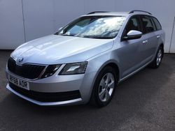Silver Used 2018 Skoda Octavia Estate | £9,995 (Good price)