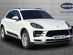 White Used 2018 Porsche Macan SUV | £27,249 (Fair price)