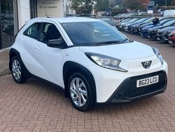 White Used 2023 Toyota Aygo X PURE SUV | £11,395