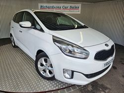 White Used 2015 Kia Carens 2 MPV | £4,700 (Fair price)