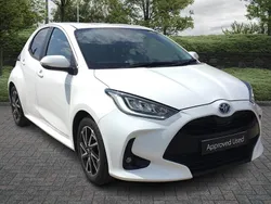 White Used 2023 Toyota Yaris Hybrid Design Hatchback | £16,961 (Fair price)