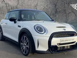 White Used 2024 Mini Cooper S Exclusive Hatchback | £22,800 (Fair price)