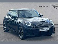 Black Used 2023 Mini Cooper S Level 3 Hatchback | £20,595 (Expensive)