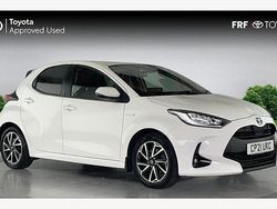 Used 2025 Toyota Yaris Hybrid Design Hatchback | £15,495 (Super price)