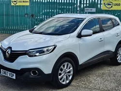 White Used 2017 Renault Kadjar Dynamique SUV | £6,499 (Good price)