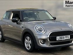 Silver Used 2019 Mini Cooper Classic Hatchback | £10,978 (Good price)