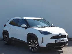 White Used 2022 Toyota Yaris Hybrid Design Estate | £18,998 (Good price)