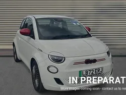 White Used 2022 Fiat 500e Red Hatchback | £14,170 (Fair price)
