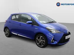 Blue Used 2018 Toyota Yaris Hybrid Hatchback | £10,999 (Fair price)