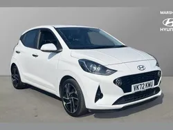 White Used 2022 Hyundai i10 Premium Hatchback | £11,332 (Fair price)