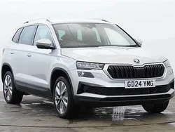 Brilliant silver metallic Used 2024 Skoda Karoq SE L SUV | £21,382 (Fair price)