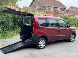Red Used 2016 Fiat Doblò Pop MPV | £5,295 (Good price)