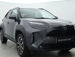 Grey Used 2023 Toyota Yaris Hybrid Design SUV | £19,498 (Fair price)
