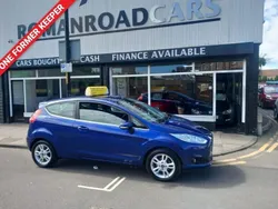 Blue Used 2016 Ford Fiesta Zetec Hatchback | £7,495 (Fair price)