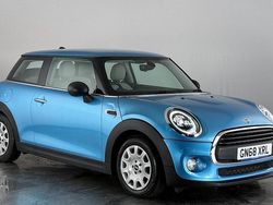 Blue Used 2018 Mini ONE Hatch Hatchback | £12,100 (Fair price)