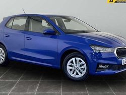 Blue Used 2023 Skoda Fabia Comfort Hatchback | £9,995 (Good price)