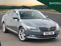 Quartz grey metallic Used 2019 Skoda Superb SE Technology Hatchback | £13,995 (Good price)