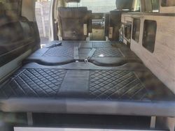 White Used 2004 Nissan Elgrand MPV | £19,995