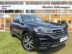Black Used 2019 VW Touareg R-line SUV | £28,595 (Fair price)