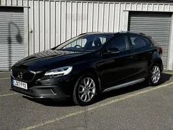 Black Used 2017 Volvo V40 CC Pro Estate | £8,500 (Fair price)