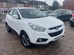 White Used 2015 Hyundai ix35 SE SUV | £3,975 (Fair price)