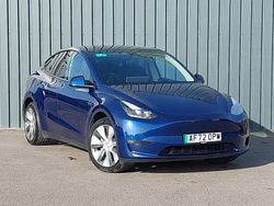 Blue Used 2022 Tesla Model Y Long Range AWD SUV | £26,998 (A bit pricey)
