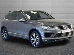 Black Used 2017 VW Touareg R-line SUV | £18,490 (Good price)