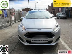 Silver Used 2014 Ford Fiesta Zetec Hatchback | £3,499 (Good price)
