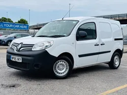 White Used 2015 Renault Kangoo MPV | £2,690 (Expensive)